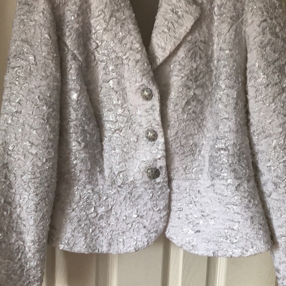 Mint condition ladies jacket - Picture 2 of 6